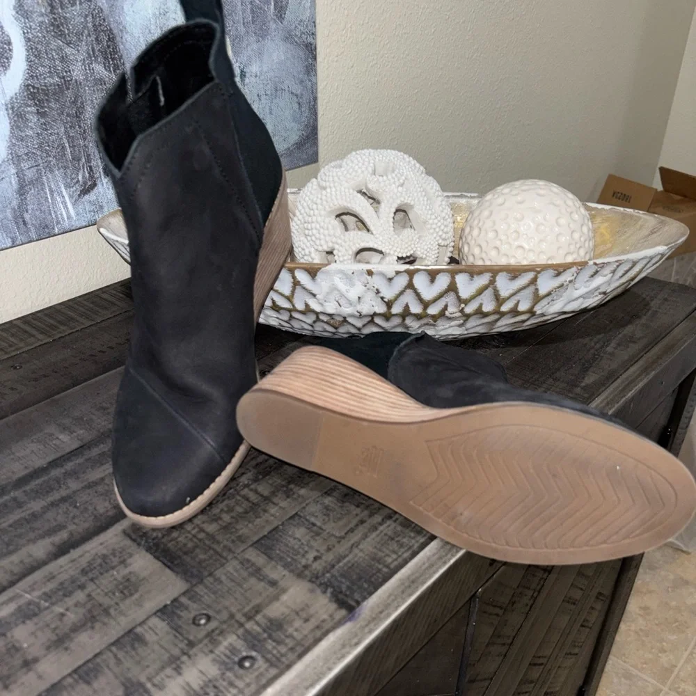 TOMS Clare Wedge Bootie SZ 7.5 - Picture 3 of 11